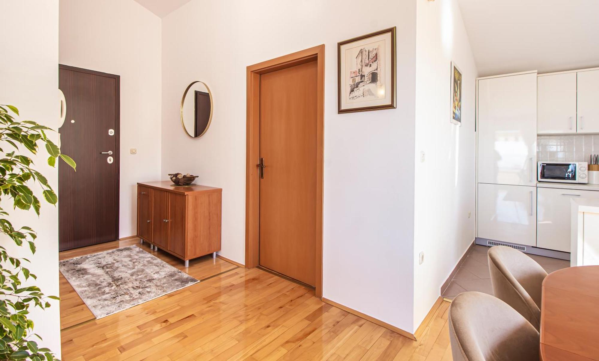 מאקרסקה Apartment Anita With Amazing Sea View מראה חיצוני תמונה