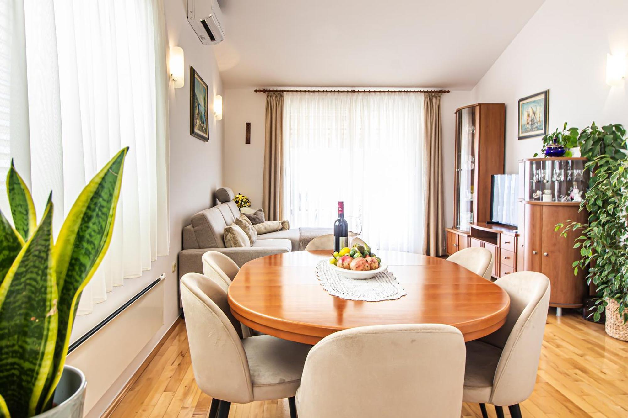 מאקרסקה Apartment Anita With Amazing Sea View מראה חיצוני תמונה