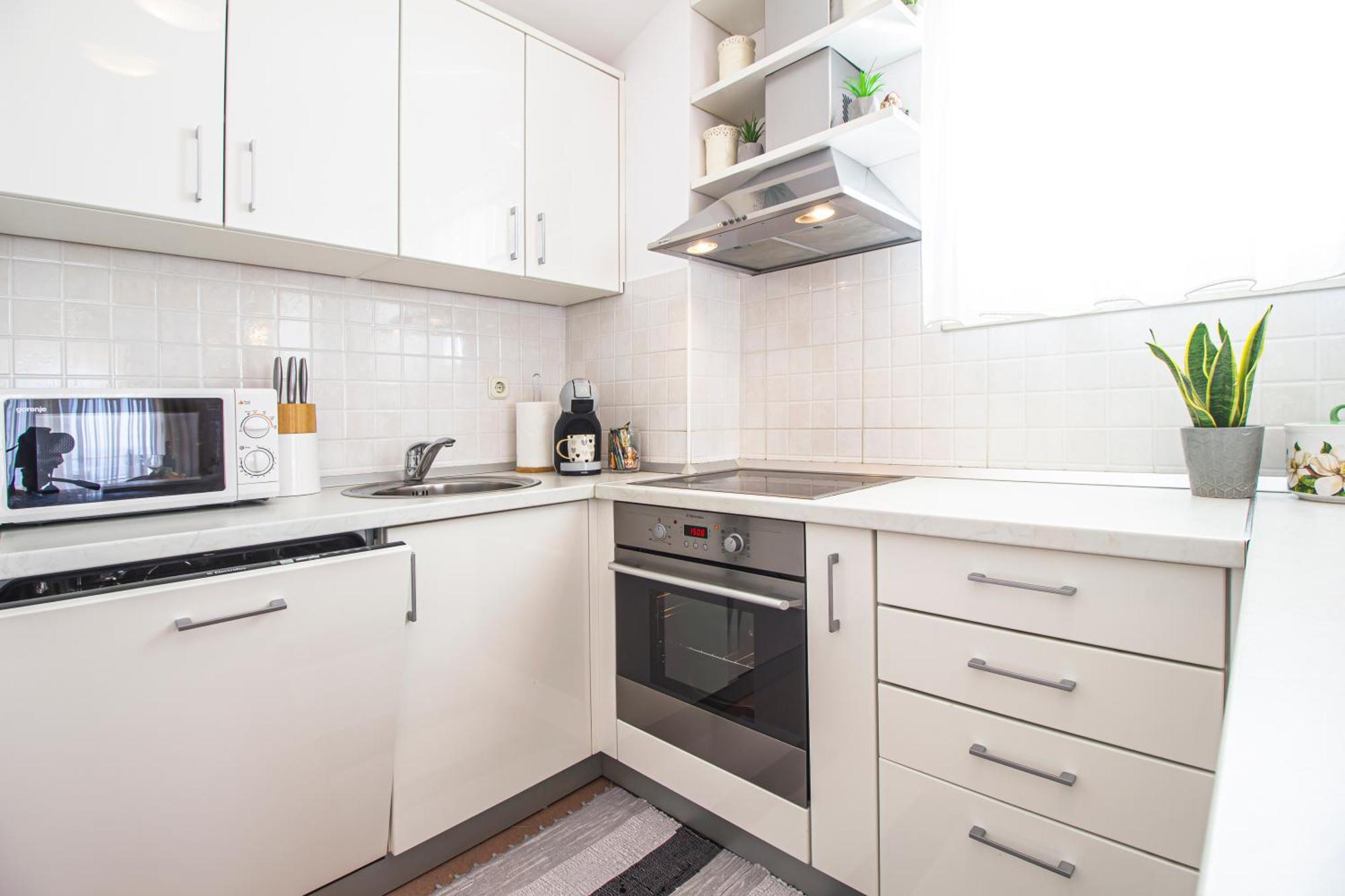 מאקרסקה Apartment Anita With Amazing Sea View מראה חיצוני תמונה