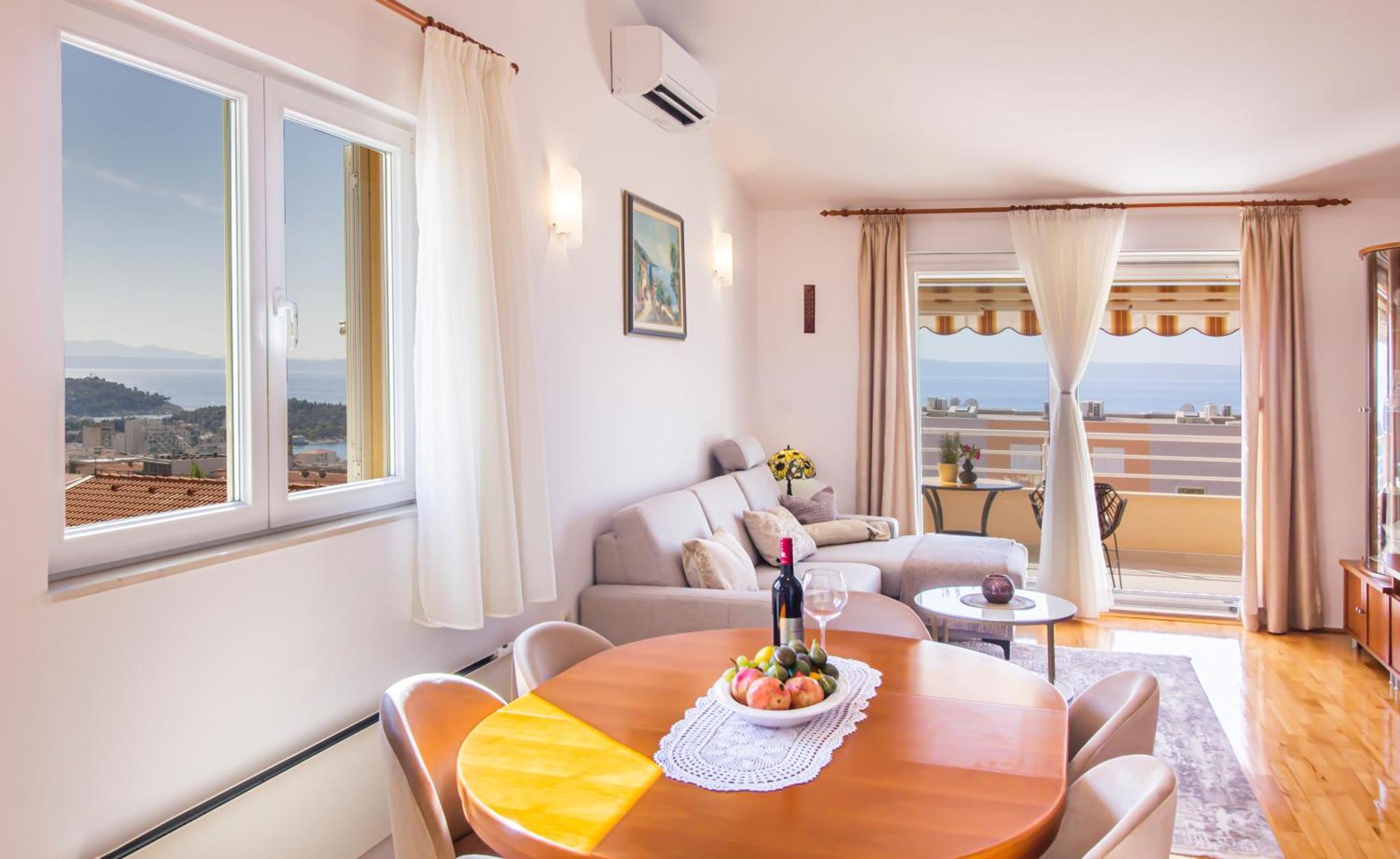 מאקרסקה Apartment Anita With Amazing Sea View מראה חיצוני תמונה