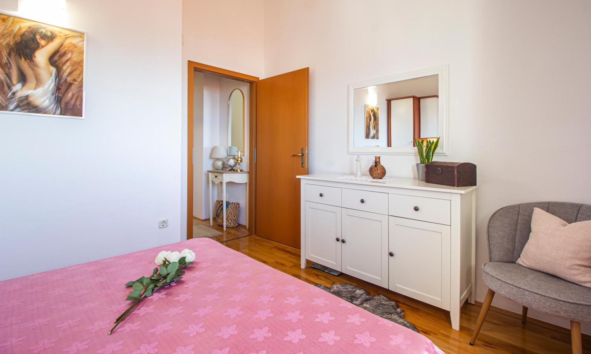 מאקרסקה Apartment Anita With Amazing Sea View מראה חיצוני תמונה